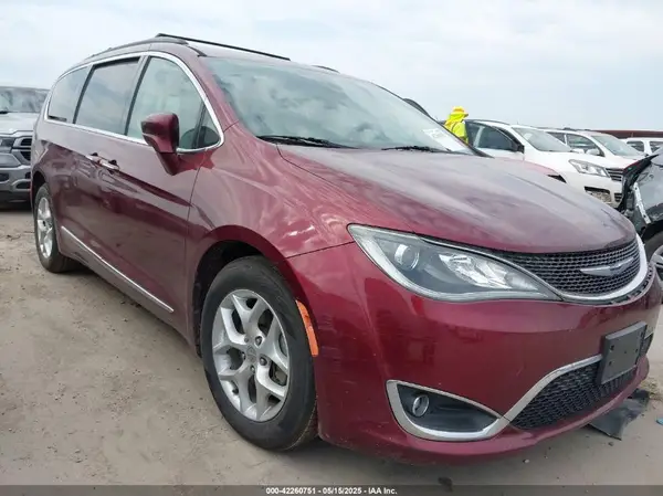 2C4RC1BG7HR553101 2017 CHRYSLER PACIFICA - Image 1