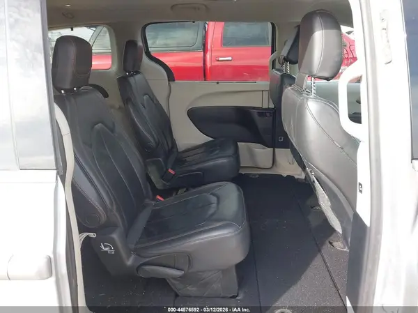 2C4RC1BG7HR554846 2017 CHRYSLER PACIFICA - Image 8