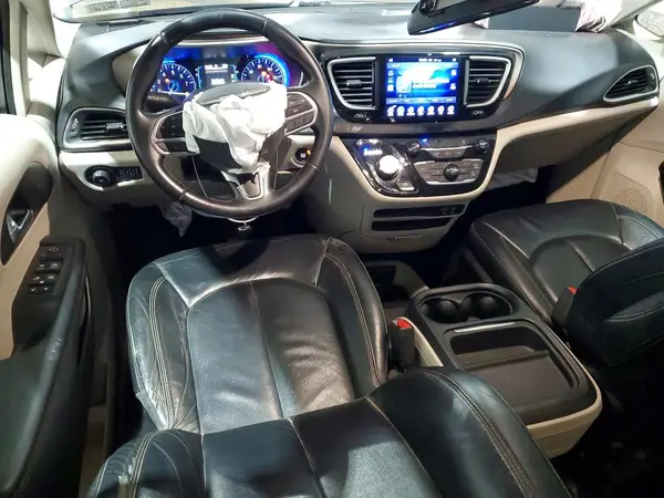 2C4RC1BG7HR564521 2017 CHRYSLER PACIFICA - Image 8