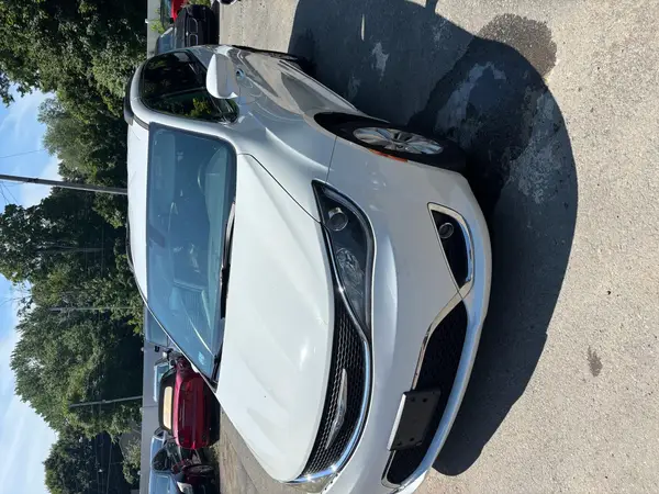 2C4RC1BG7HR564616 2017 CHRYSLER PACIFICA - Image 2
