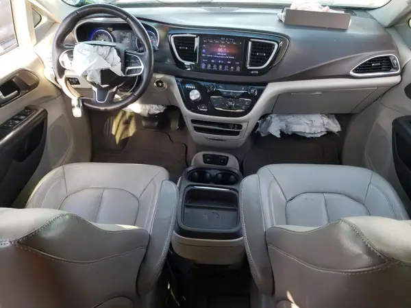 2C4RC1BG7HR579133 2017 CHRYSLER PACIFICA - Image 8