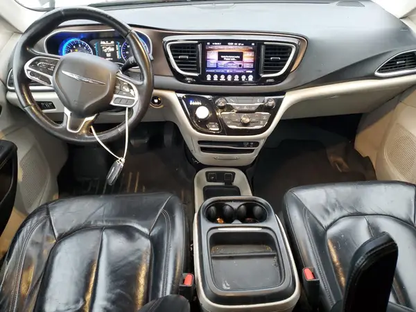 2C4RC1BG7HR583330 2017 CHRYSLER PACIFICA - Image 8