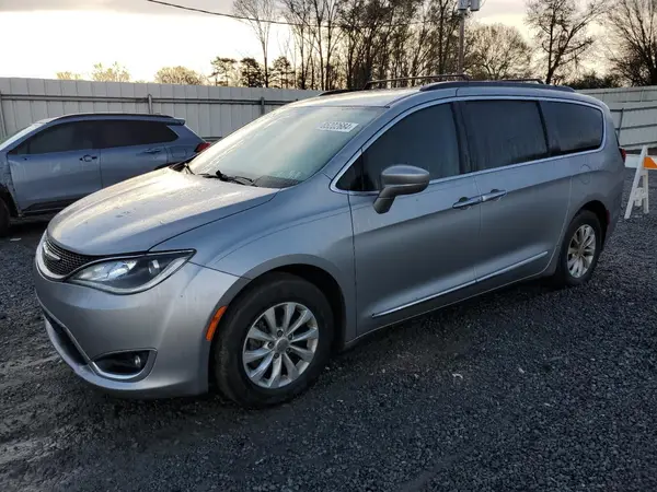 2C4RC1BG7HR588074 2017 CHRYSLER PACIFICA - Image 1