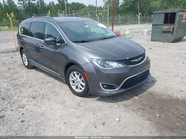 2C4RC1BG7HR591153 2017 CHRYSLER PACIFICA - Image 1
