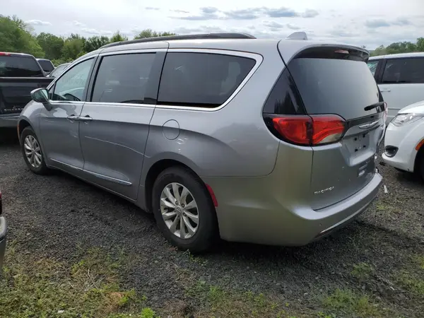 2C4RC1BG7HR598202 2017 CHRYSLER PACIFICA - Image 2