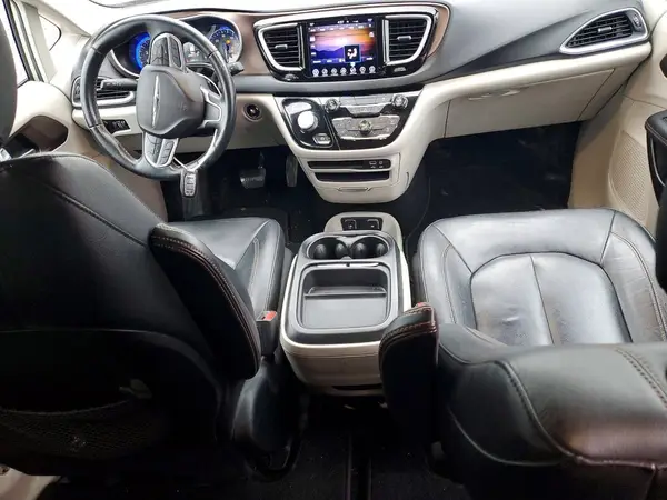 2C4RC1BG7HR598281 2017 CHRYSLER PACIFICA - Image 8