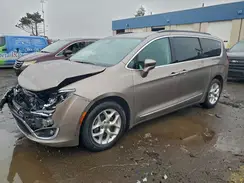 2C4RC1BG7HR608145 2017 CHRYSLER PACIFICA