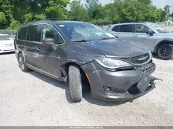 2C4RC1BG7HR613720 2017 CHRYSLER PACIFICA