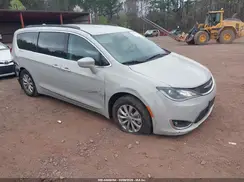 2C4RC1BG7HR635023 2017 CHRYSLER PACIFICA