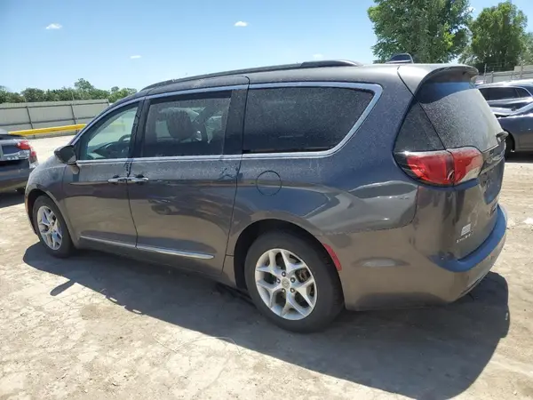 2C4RC1BG7HR667728 2017 CHRYSLER PACIFICA - Image 2