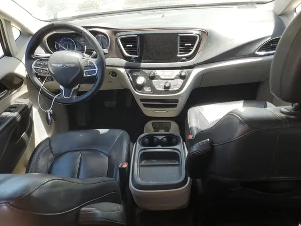 2C4RC1BG7HR667728 2017 CHRYSLER PACIFICA - Image 8