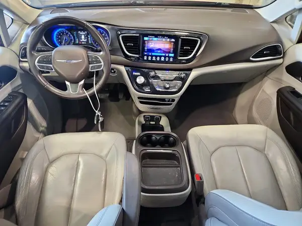 2C4RC1BG7HR683184 2017 CHRYSLER PACIFICA - Image 8