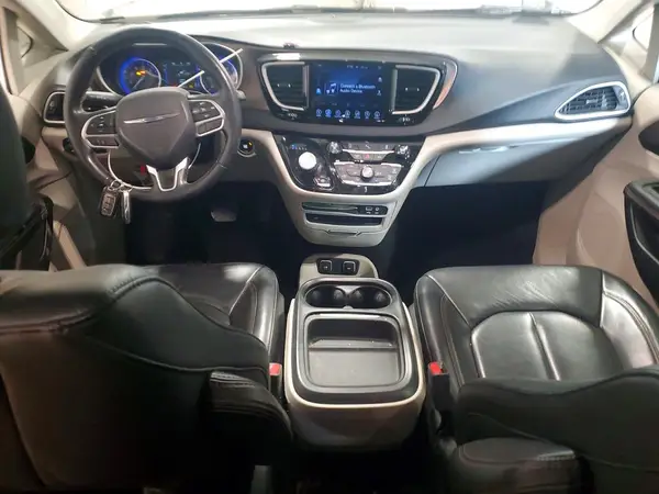 2C4RC1BG7HR683427 2017 CHRYSLER PACIFICA - Image 8