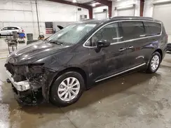 2C4RC1BG7HR702669 2017 CHRYSLER PACIFICA