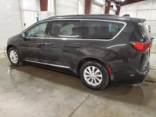 2C4RC1BG7HR702669 2017 CHRYSLER PACIFICA - Image 2