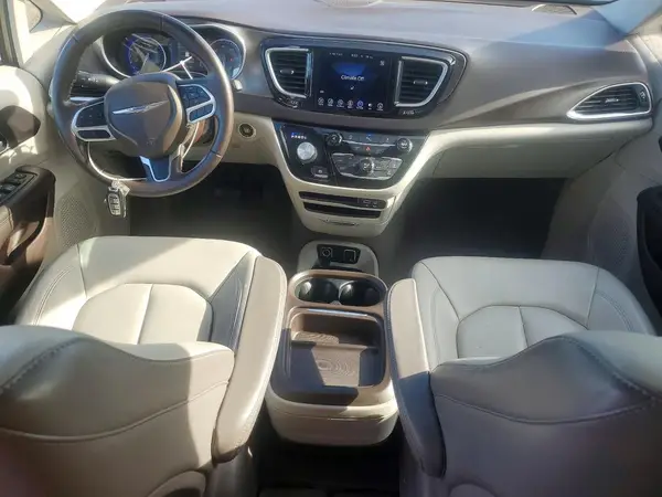 2C4RC1BG7HR704700 2017 CHRYSLER PACIFICA - Image 8