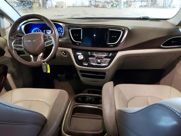 2C4RC1BG7HR704924 2017 CHRYSLER PACIFICA - Image 8