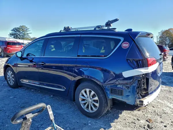 2C4RC1BG7HR704941 2017 CHRYSLER PACIFICA - Image 2