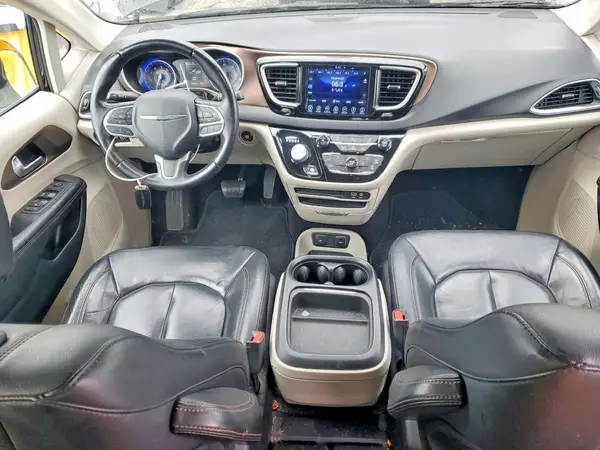 2C4RC1BG7HR708231 2017 CHRYSLER PACIFICA - Image 8