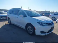 2C4RC1BG7HR720606 2017 CHRYSLER PACIFICA