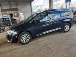 2C4RC1BG7HR744582 2017 CHRYSLER PACIFICA