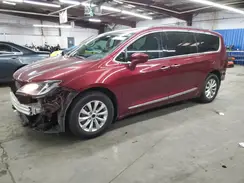 2C4RC1BG7HR752181 2017 CHRYSLER PACIFICA