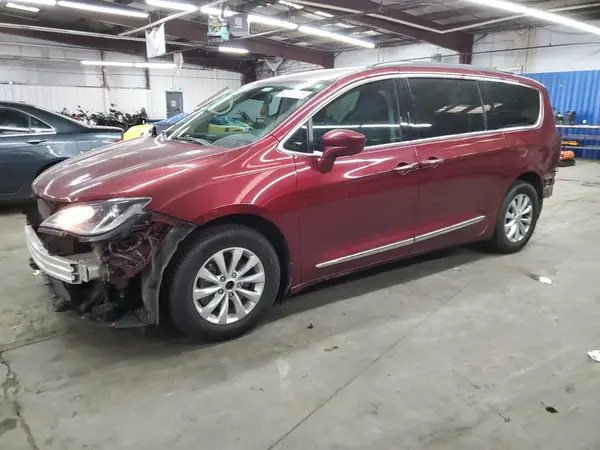 2C4RC1BG7HR752181 2017 CHRYSLER PACIFICA - Image 1