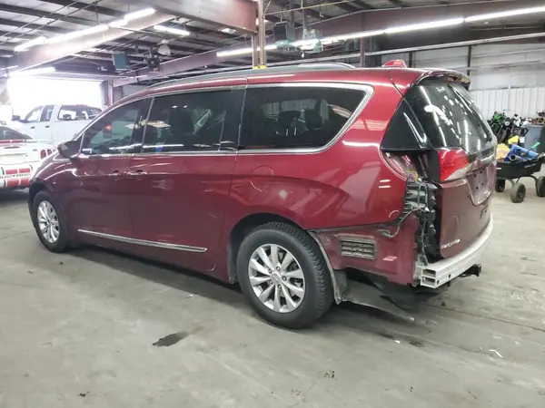 2C4RC1BG7HR752181 2017 CHRYSLER PACIFICA - Image 2