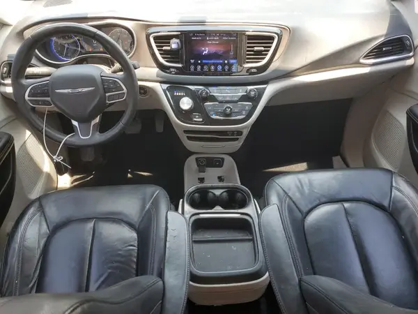 2C4RC1BG7HR759034 2017 CHRYSLER PACIFICA - Image 8