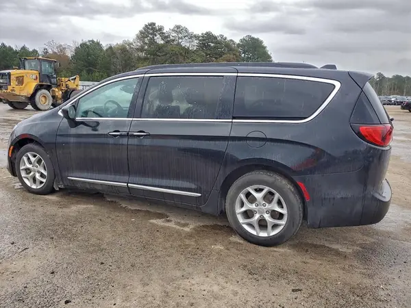 2C4RC1BG7HR759390 2017 CHRYSLER PACIFICA - Image 2