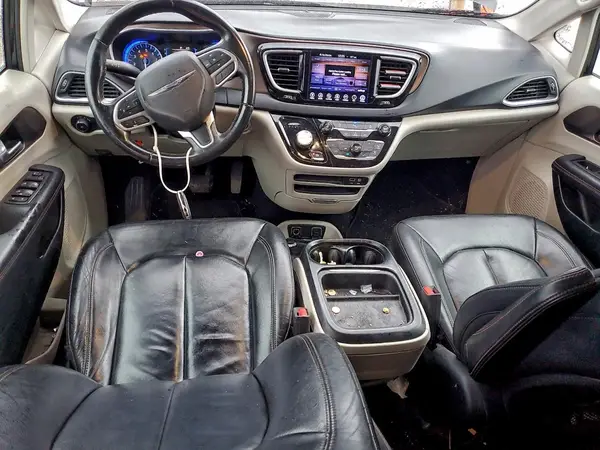 2C4RC1BG7HR759390 2017 CHRYSLER PACIFICA - Image 8
