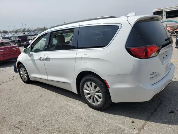 2C4RC1BG7HR759650 2017 CHRYSLER PACIFICA - Image 2