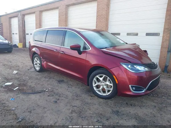2C4RC1BG7HR768297 2017 CHRYSLER PACIFICA - Image 1