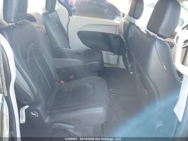 2C4RC1BG7HR769823 2017 CHRYSLER PACIFICA - Image 8