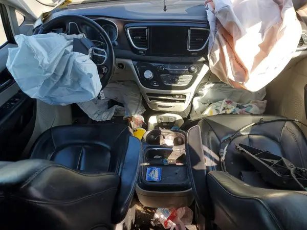 2C4RC1BG7HR771460 2017 CHRYSLER PACIFICA - Image 8