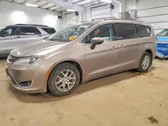 2C4RC1BG7HR771930 2017 CHRYSLER PACIFICA