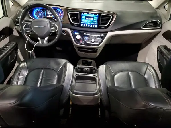 2C4RC1BG7HR776996 2017 CHRYSLER PACIFICA - Image 8