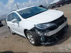 2C4RC1BG7HR782698 2017 CHRYSLER PACIFICA