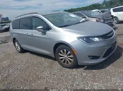 2C4RC1BG7HR795063 2017 CHRYSLER PACIFICA