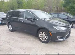 2C4RC1BG7HR804439 2017 CHRYSLER PACIFICA