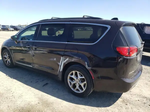 2C4RC1BG7HR809544 2017 CHRYSLER PACIFICA - Image 2