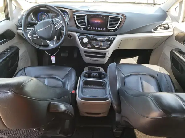 2C4RC1BG7HR809544 2017 CHRYSLER PACIFICA - Image 8