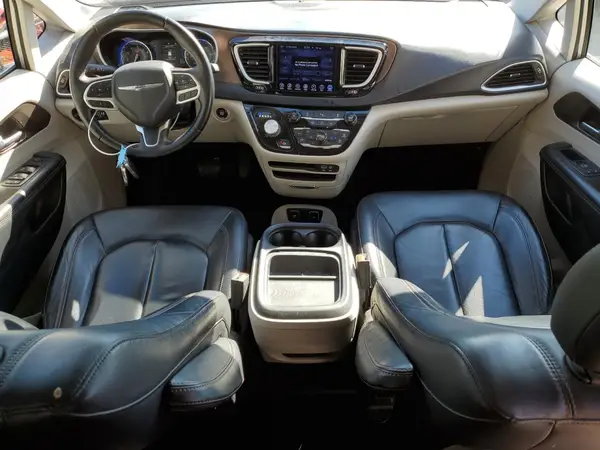 2C4RC1BG7HR816154 2017 CHRYSLER PACIFICA - Image 8