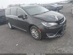 2C4RC1BG7HR823637 2017 CHRYSLER PACIFICA