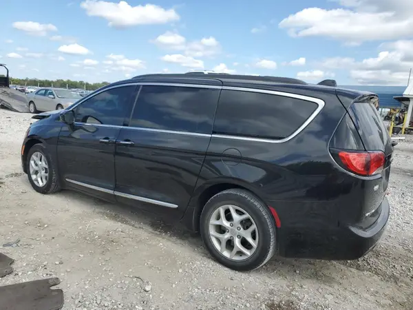 2C4RC1BG7HR831656 2017 CHRYSLER PACIFICA - Image 2