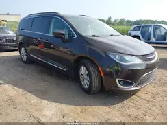 2C4RC1BG7HR832404 2017 CHRYSLER PACIFICA