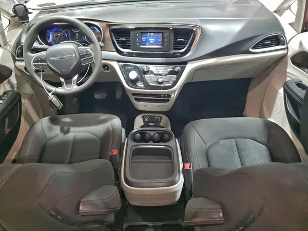 2C4RC1BG7HR837232 2017 CHRYSLER PACIFICA - Image 8