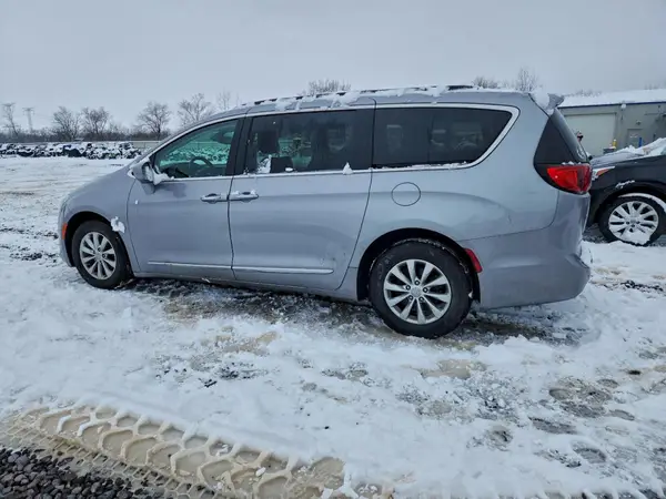 2C4RC1BG7HR839675 2017 CHRYSLER PACIFICA - Image 2