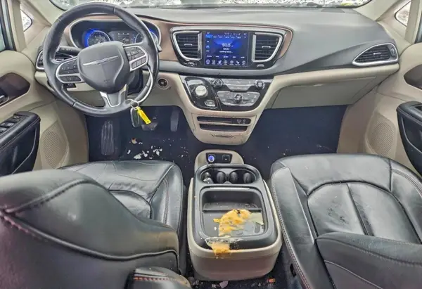 2C4RC1BG7HR839675 2017 CHRYSLER PACIFICA - Image 8