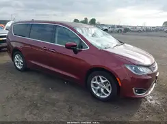 2C4RC1BG7HR841376 2017 CHRYSLER PACIFICA